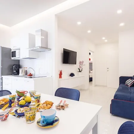 Yourhome - Blu Oltre Apartman